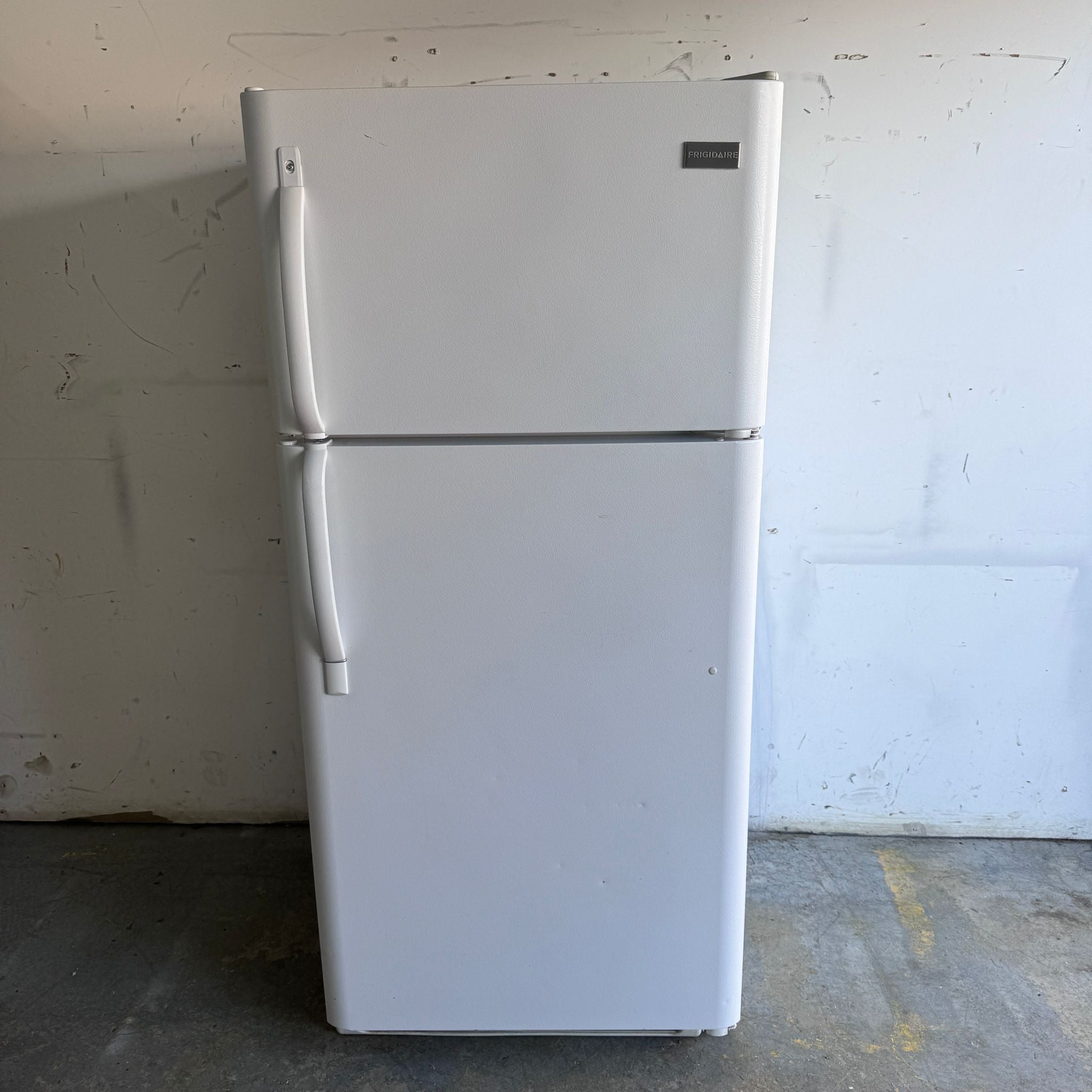 Frigidaire-Top-and-Bottom-Refrigerator Frigidaire-Top-and-Bottom-Refrigerator